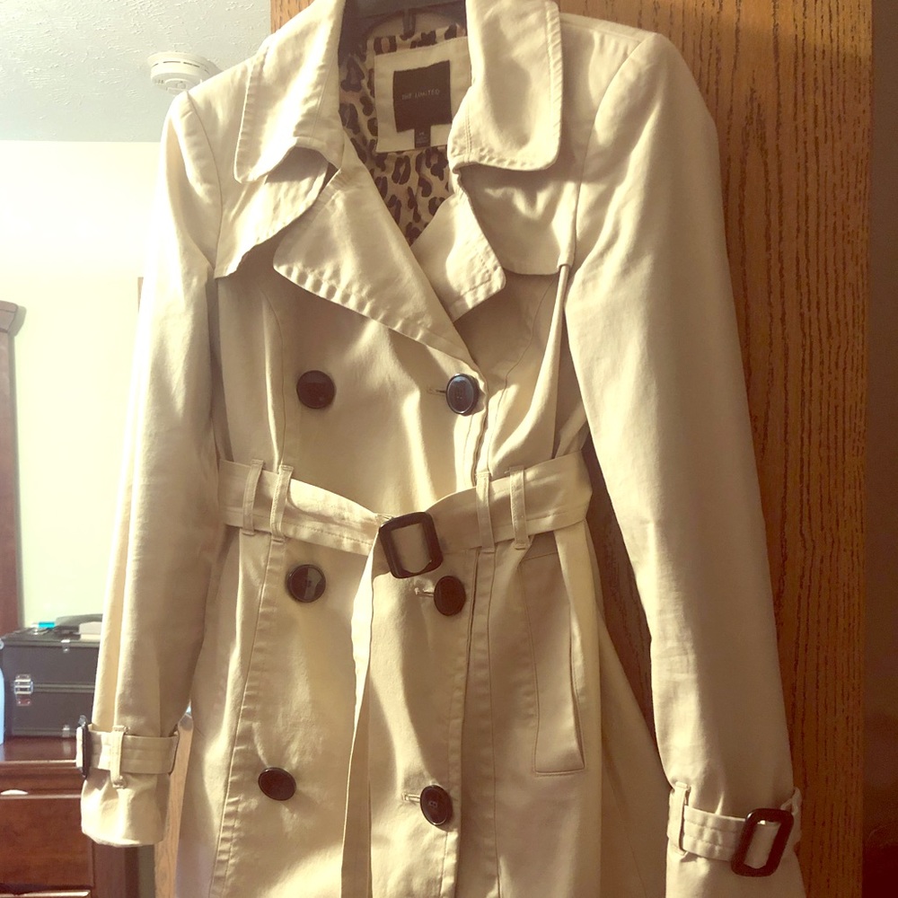 The Limited Trench Coat XS. Gently used.